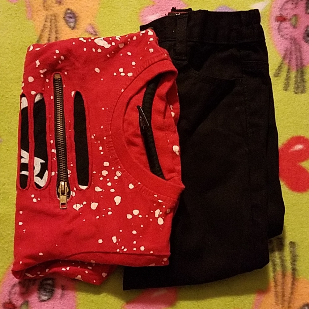 Red Ape Matching pairs of shirt and Pants